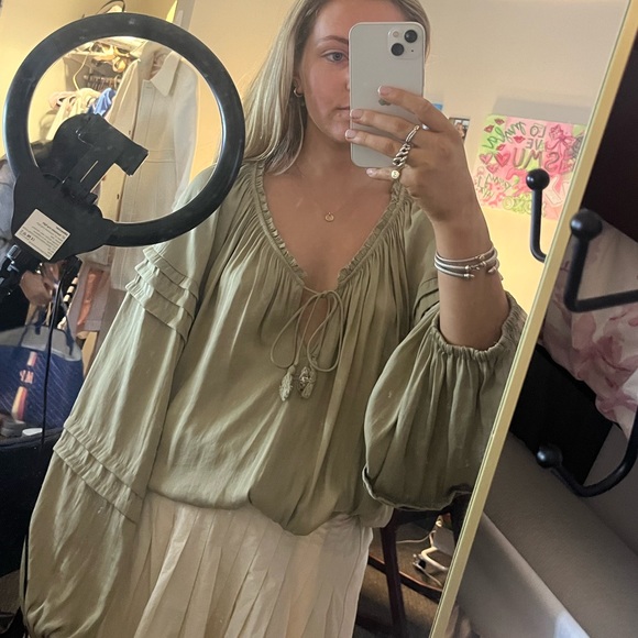 Free People Longsleeve - Picture 1 of 2
